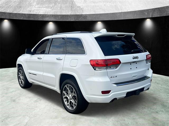 $28985 : Pre-Owned 2021 Grand Cherokee image 4