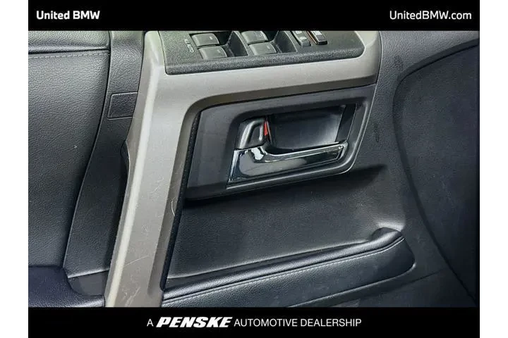 $29995 : Toyota 4Runner 2020 4x4 SR5 image 3