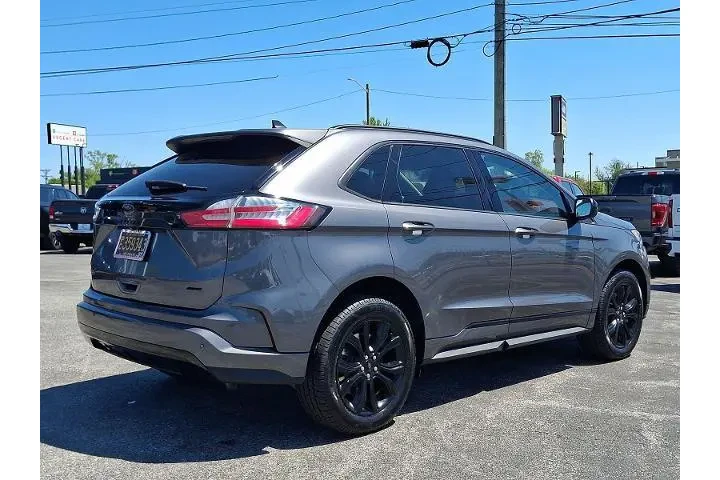 $24870 : Ford Edge 2022 AWD SE 4dr Cr image 6