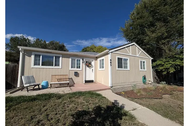 $2000 : HOUSE FOR RENT IN DENVER CO image 1