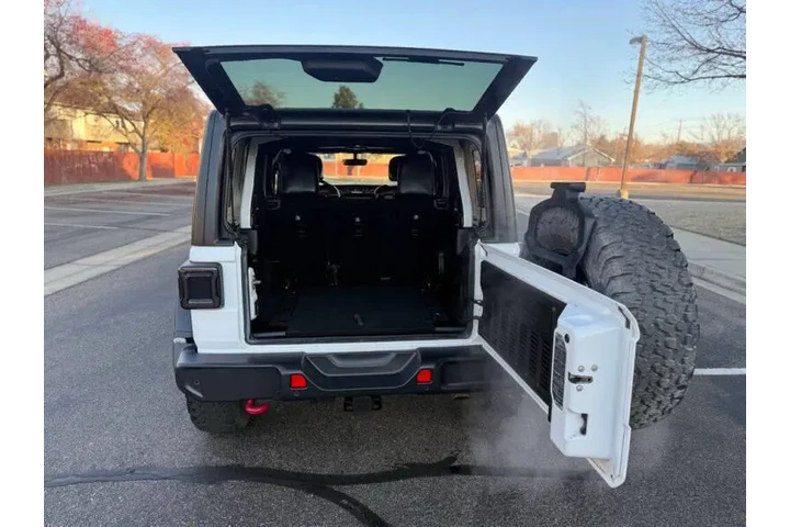 $24895 : 2018 Wrangler Unlimited Rubic image 10