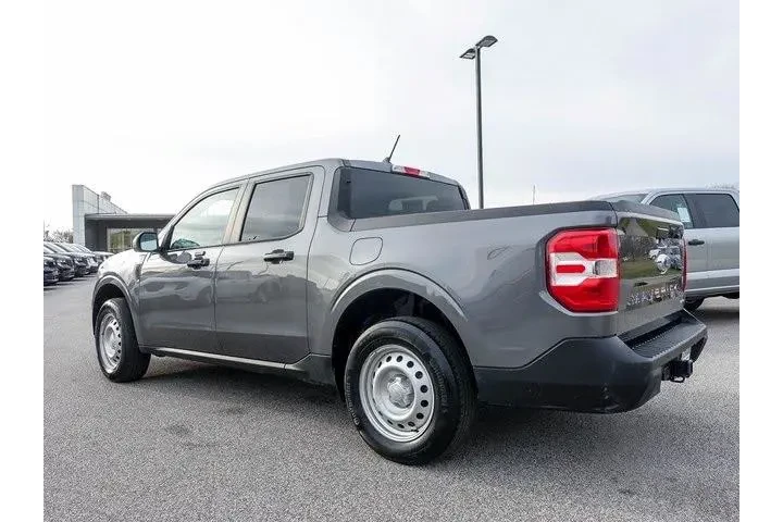 $22743 : Ford Maverick 2023 AWD XL 4d image 9