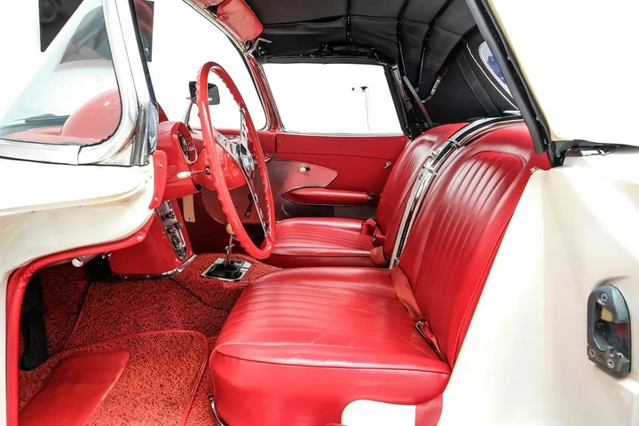 1960 Corvette image 5