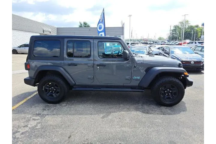 $19750 : Jeep Wrangler Unlimited 2021 image 6
