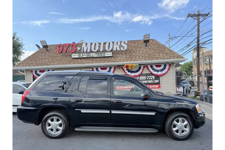 $3899 : 2004 GMC Envoy XUV SLT image 3