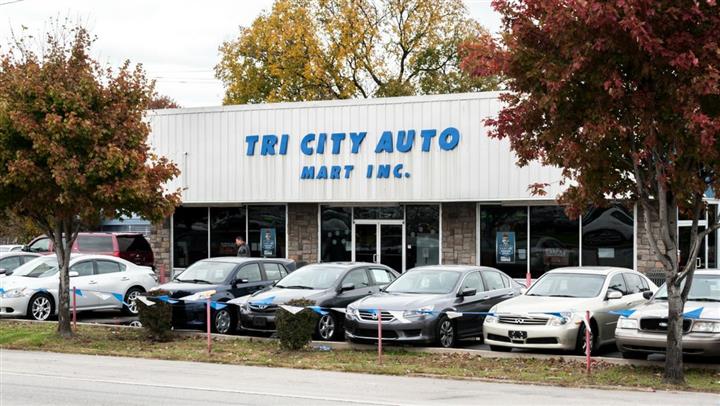 TRI City Auto Mart image 1