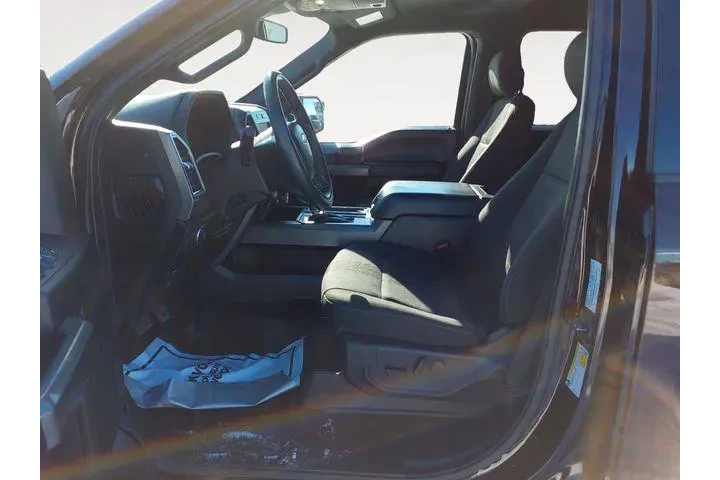 $30588 : Ford F-150 2019 4x4 Lariat 4 image 9