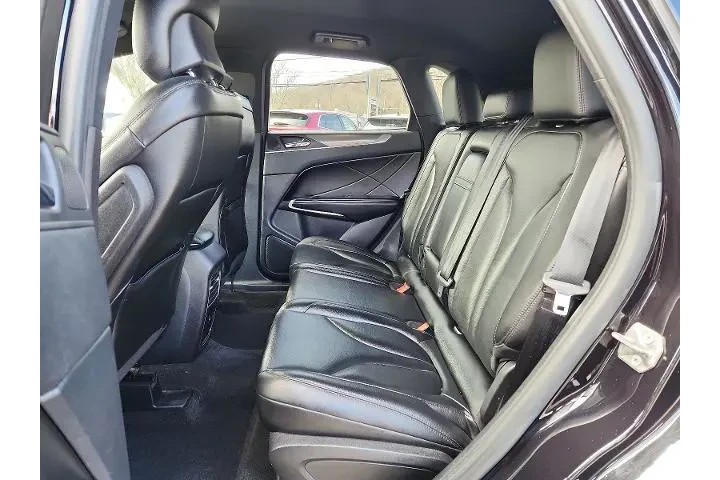 $18599 : Lincoln MKC 2019 AWD Premier image 10