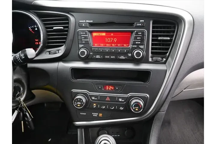 $6898 : Kia Optima 2011 LX 4dr Sedan image 5