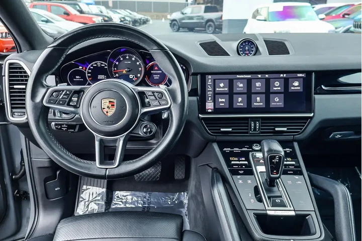 $38500 : Porsche Cayenne 2021 AWD Cou image 3