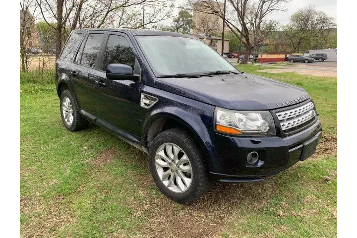 $12995 : 2015 Land Rover LR2 image 10
