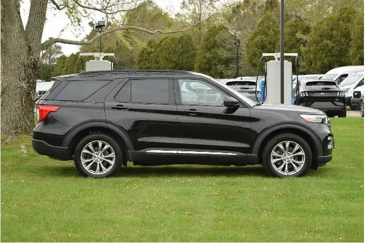 $31500 : Ford Explorer 2023 AWD XLT 4 image 8