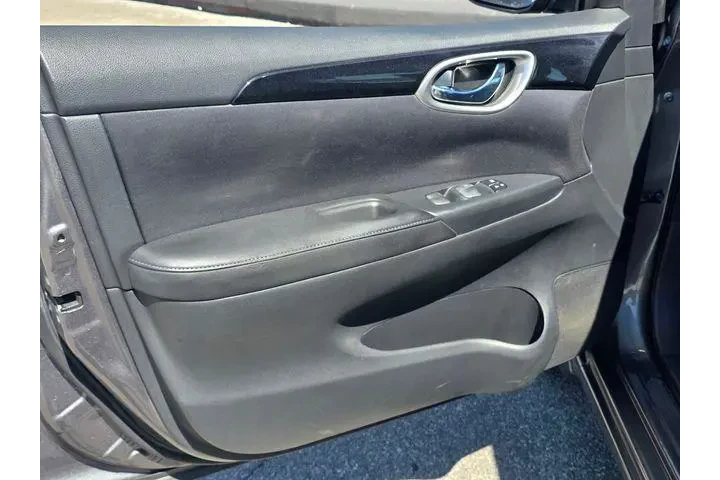 $10678 : Nissan Sentra 2017 S 4dr Sed image 8