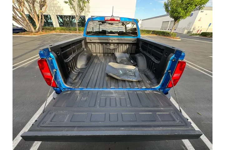 2022 Colorado 4WD Crew Cab Z71 image 9