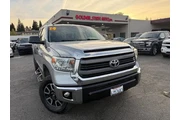 Toyota Tundra 2014 4x4 SR5 4 en Sacramento