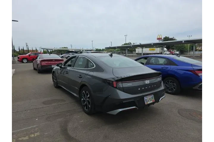 $23900 : Hyundai SONATA 2025 SEL 4dr image 4