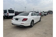 $22459 : Mercedes-Benz E-Class 2018 A thumbnail