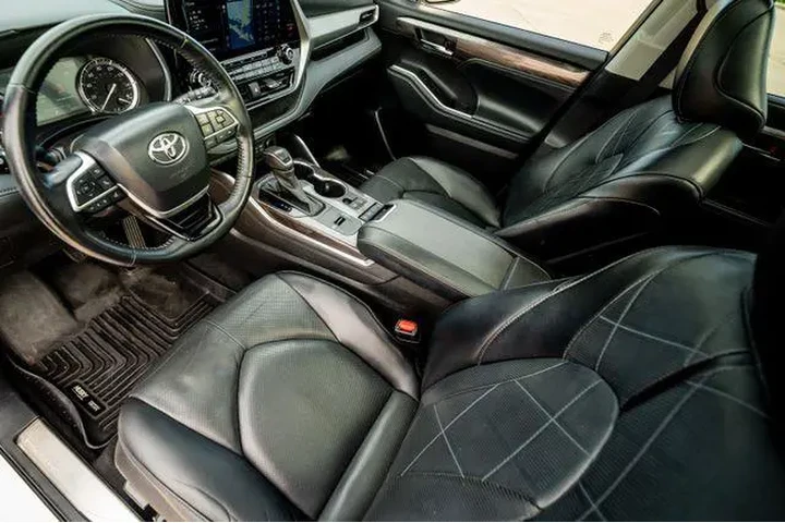 $36180 : Toyota Highlander 2022 Limit image 5