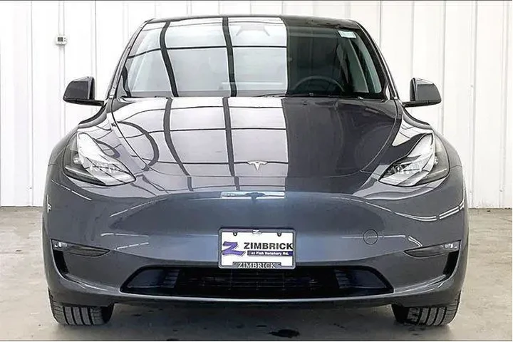 $28490 : Tesla Model Y 2023 AWD Long image 3