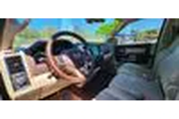 $17995 : 2015 1500 image 6