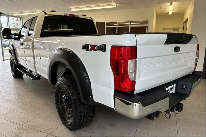 $31865 : Ford F-350 Super Duty 2022 4 image 6