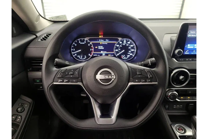 $19998 : Nissan Sentra 2025 SV 4dr Se image 10