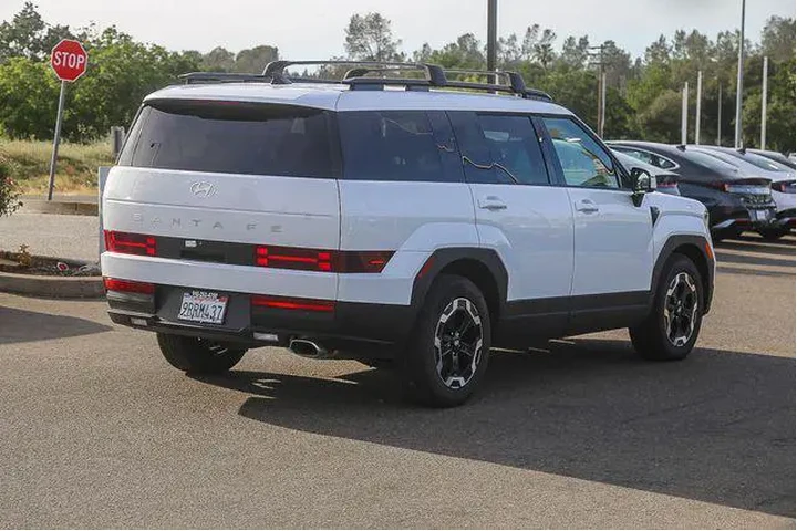 $32992 : Hyundai SANTA FE 2025 SEL 4d image 5