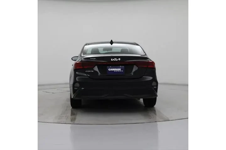 $18998 : Kia Forte 2024 LXS 4dr Sedan image 6