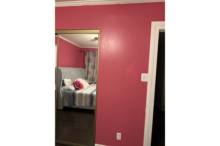 $1000 : Rento cuarto image 2