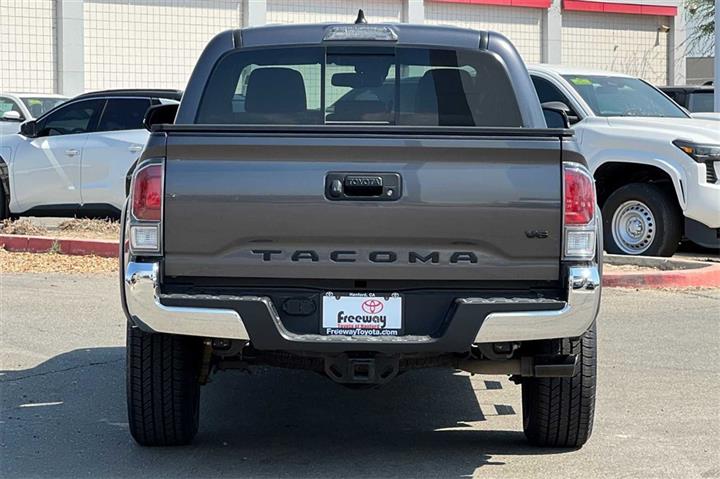 $38850 : Tacoma TRD Off-Road image 6