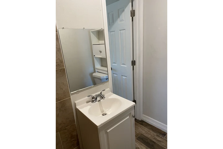 $700 : Renta cuarto privado image 6