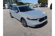 $27979 : Honda Accord Hybrid 2024 EX- thumbnail