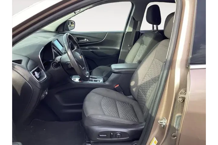 $17000 : Chevrolet Equinox 2019 4x4 L image 4