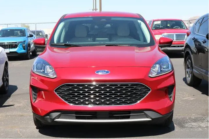 $23459 : Ford Escape 2023 ST-Line 4dr image 1