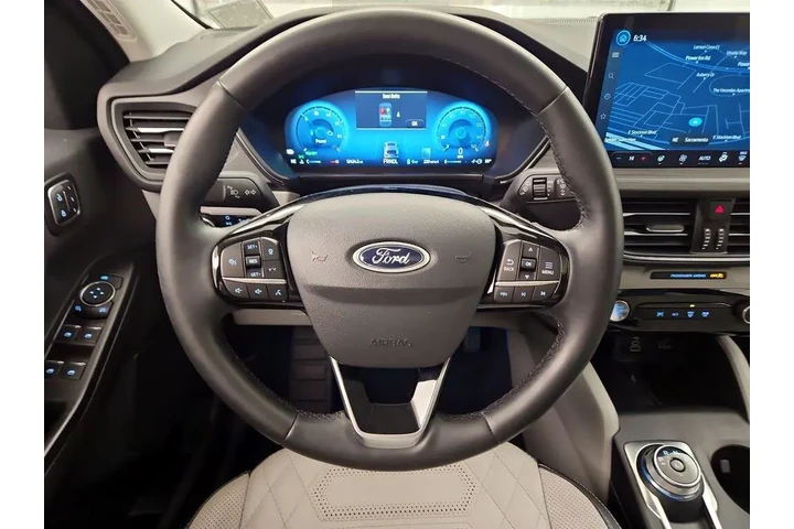 $28998 : Ford Escape Plug-In Hybrid 2 image 10