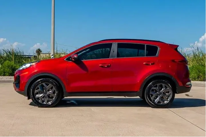 $19156 : Kia Sportage 2022 AWD Nightf image 3