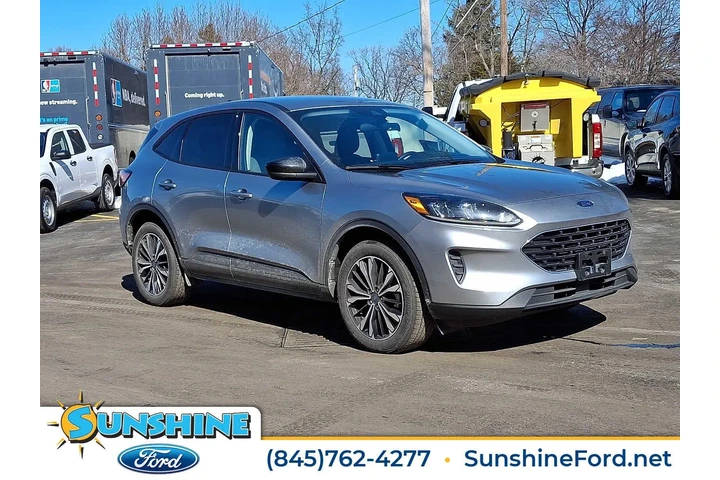 $21900 : Ford Escape 2022 AWD SE 4dr image 1