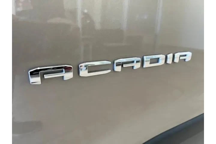 $32744 : GMC Acadia 2023 SLT 4dr SUV image 8