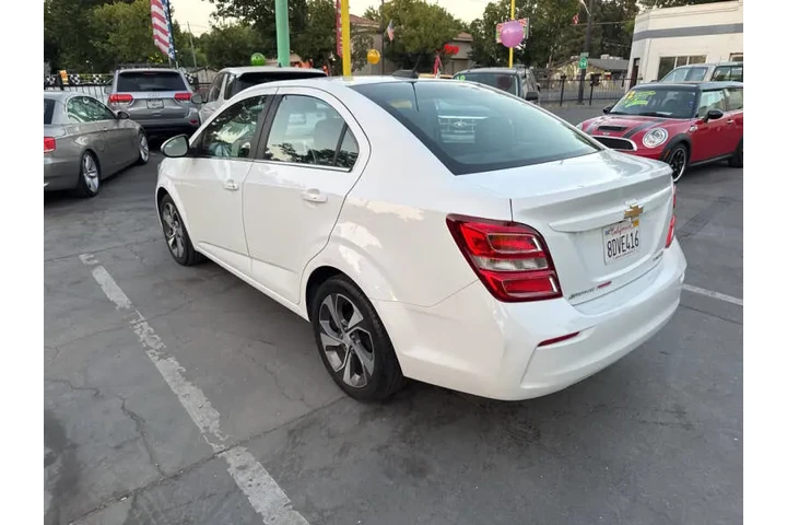 $9998 : 2018 Sonic Premier Auto image 5