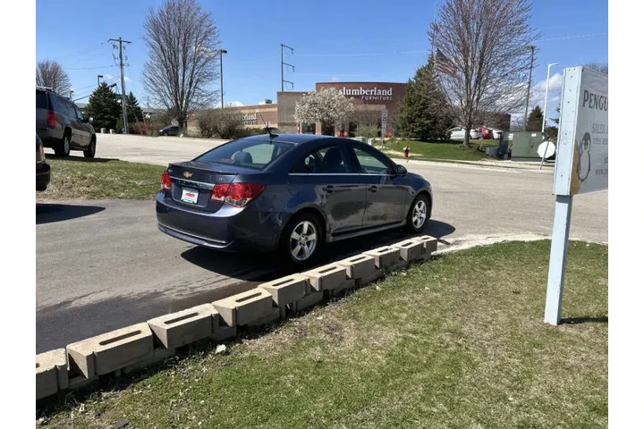 $5900 : 2013 Cruze 1LT Auto image 6
