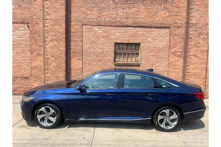 $15500 : 2018 Accord EX image 3