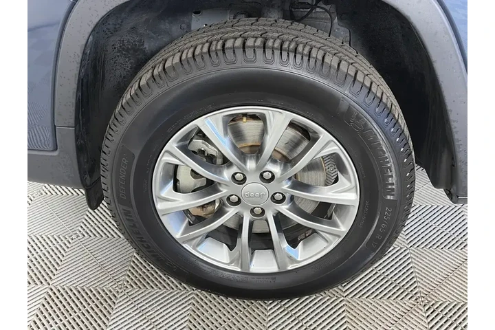 $17991 : Jeep Cherokee 2021 4x4 Latit image 8