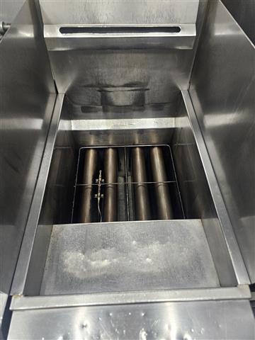 Commercial kitchen cleaning! image 1