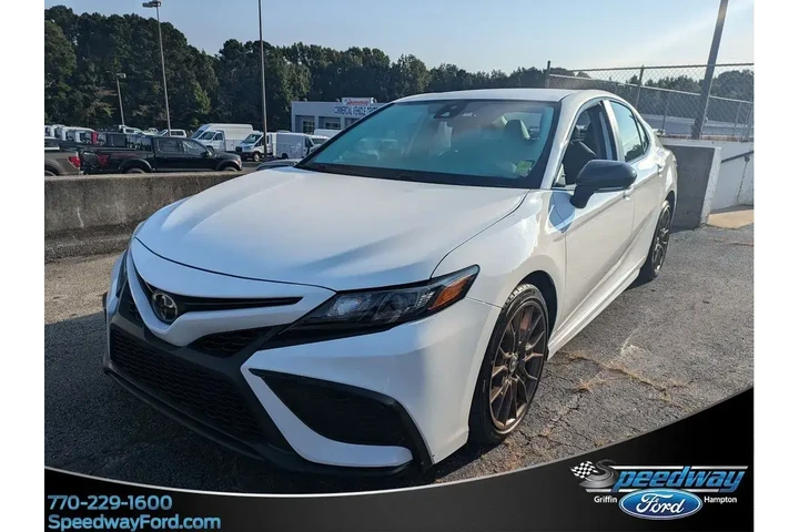 $27491 : Toyota Camry 2023 SE 4dr Sed image 1