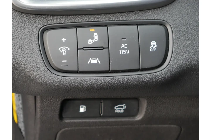 $12487 : Kia Sorento 2016 AWD SX Limi image 6