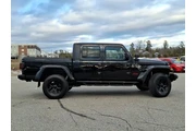 $26300 : Jeep Gladiator 2021 4x4 Spor thumbnail