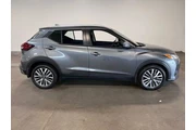 $17905 : Nissan Kicks 2023 SV 4dr Cro thumbnail