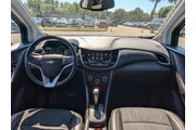 $15998 : 2020 Trax LT thumbnail