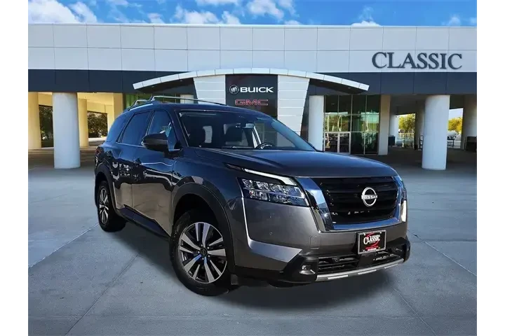 $27987 : Nissan Pathfinder 2023 SL 4d image 1