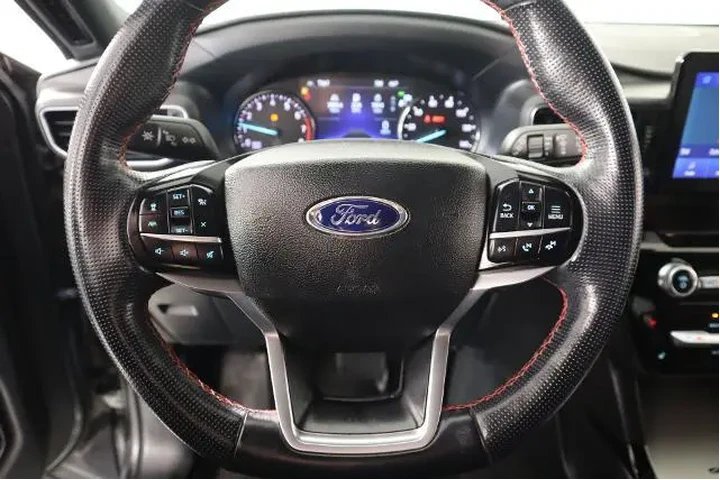 $25861 : Ford Explorer 2022 AWD ST-Li image 3